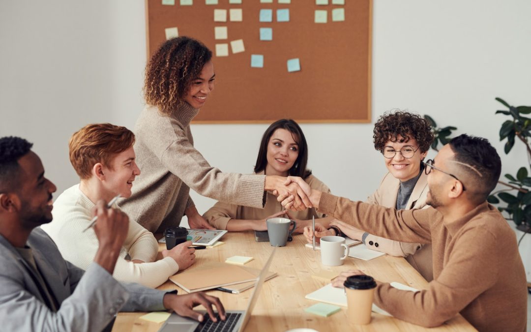 Pourquoi la reconnaissance au travail contribue-t-elle au bien-être des collaborateurs ?